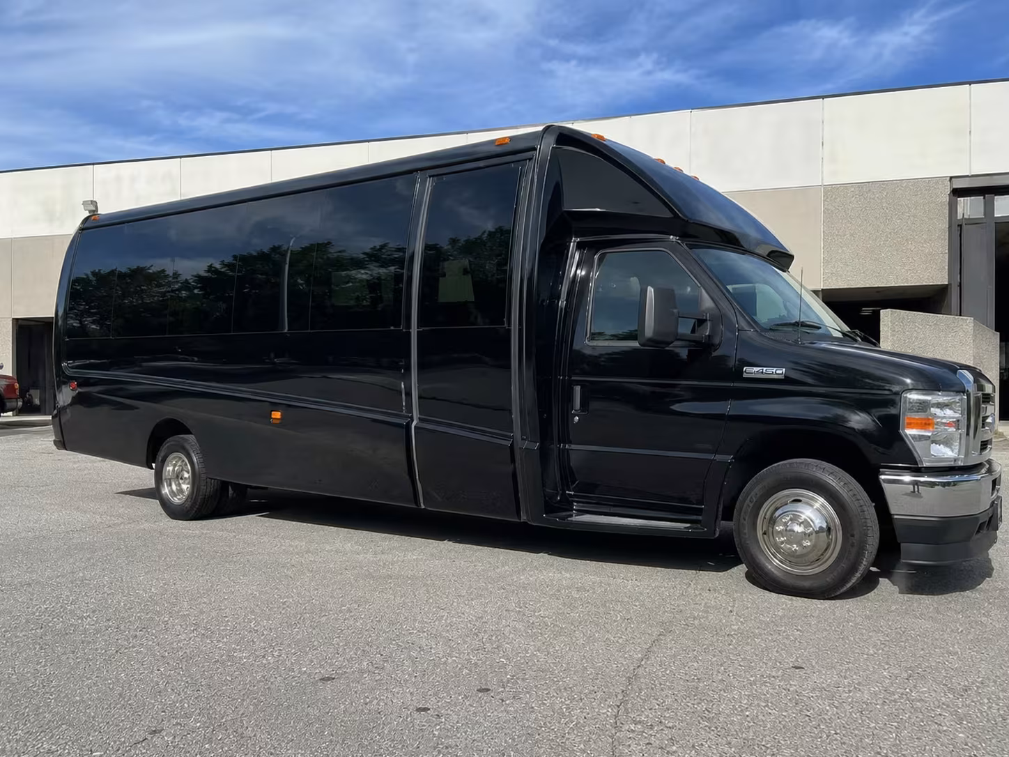 portland brewery and willamette valley winery tour minibuses
