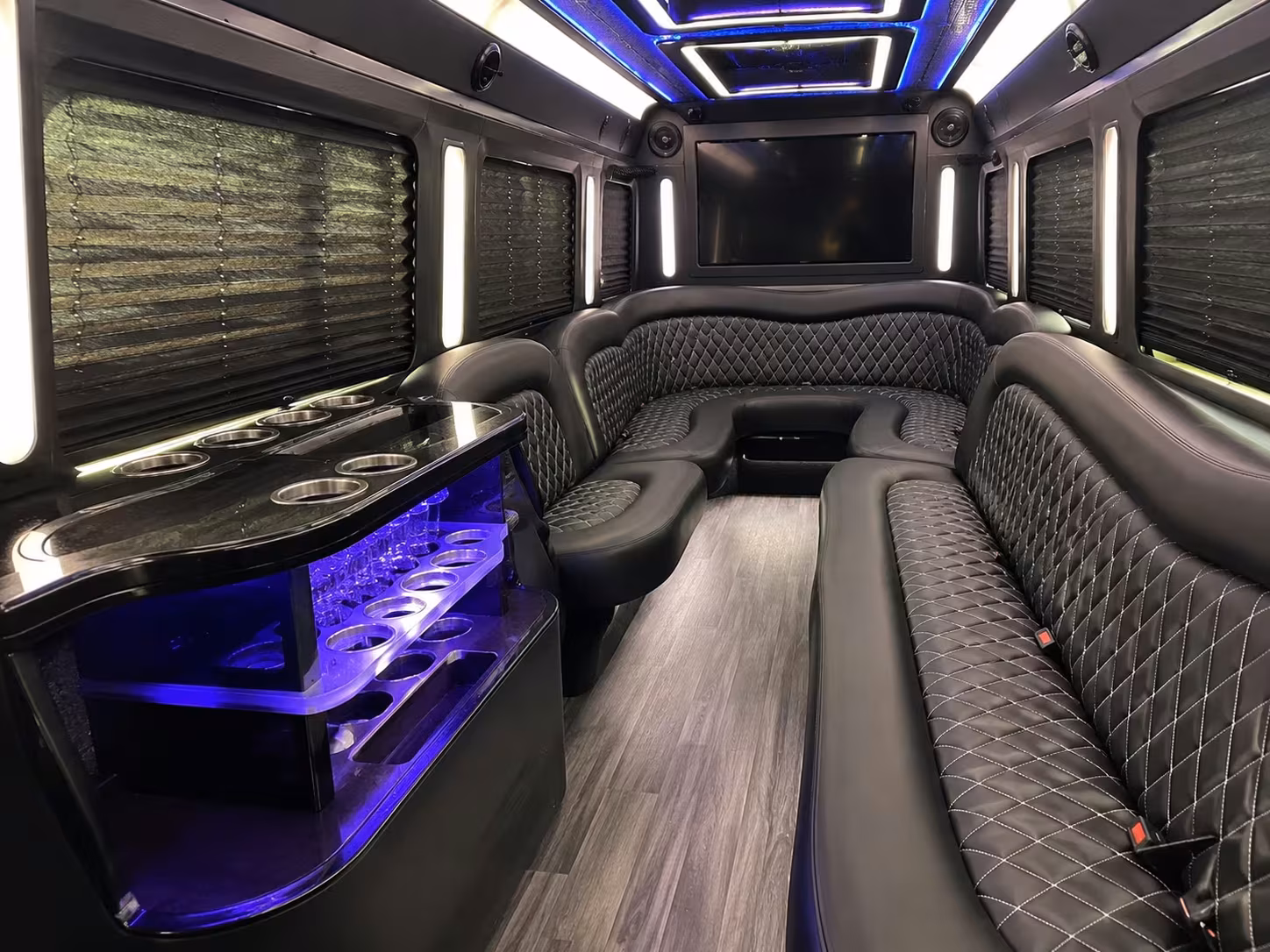 portland prom party bus rentals from first pickup to drop off